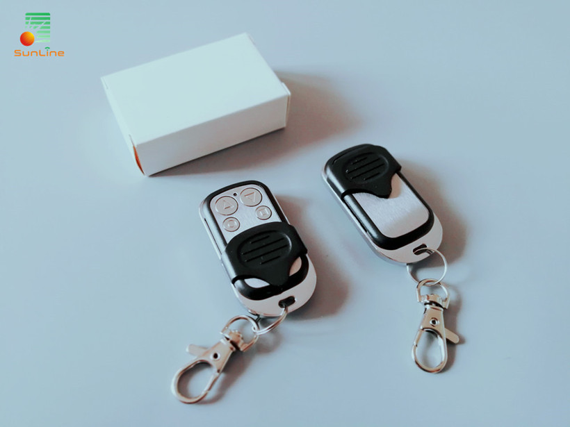 thumbnail image 2 of Lot Of 6 NVM NT1016 / Ellard / PM1 433MHz Remote Control Handsets 2 of 3